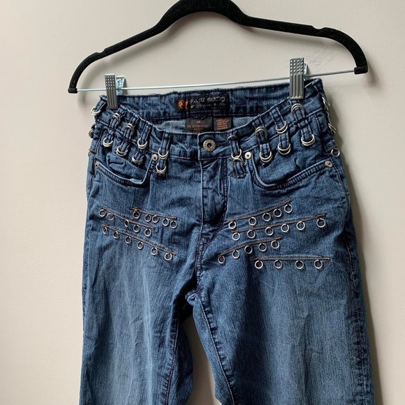 (SOLD) Parasuco Ergonomic Jeans Low Rise Flared Pants with Metal Rings - Picture 2 of 5
